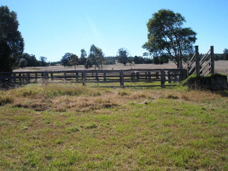 263 Hoggs Road, Wooroolin QLD 4608