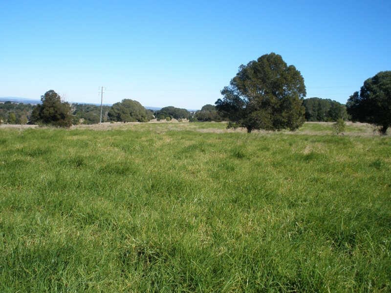 263 Hoggs Road, Wooroolin QLD 4608