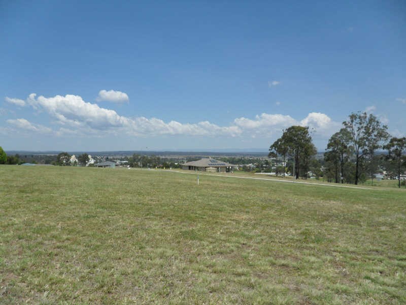 58 Banksia Drive, Kingaroy QLD 4610