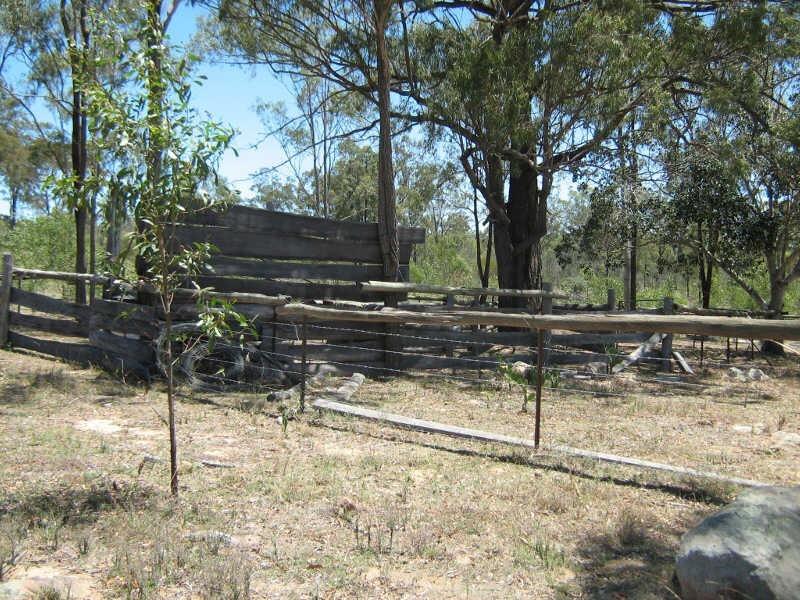 2 Coven Road, Durong QLD 4610
