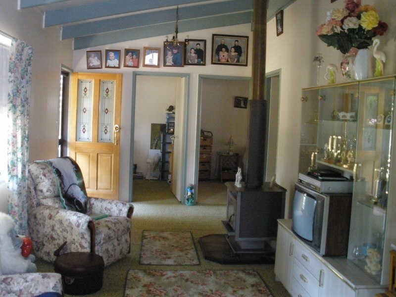 147 Toomeys Road, Taabinga QLD 4610