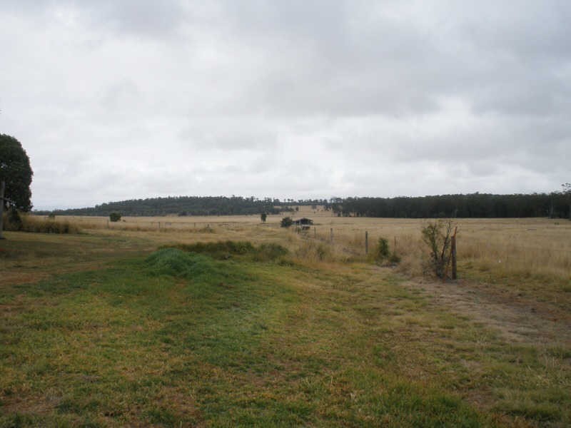 177 Cants Road, Wooroolin QLD 4608