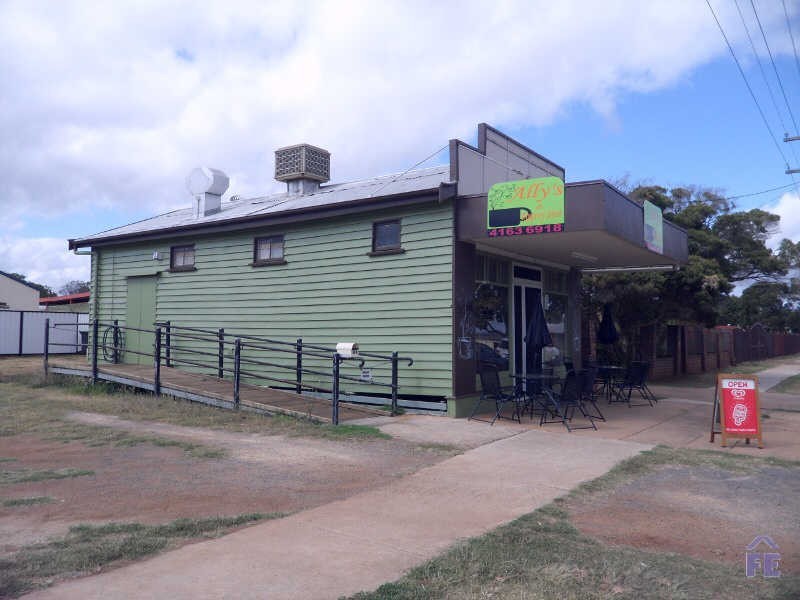 17 River Road, Kingaroy QLD 4610