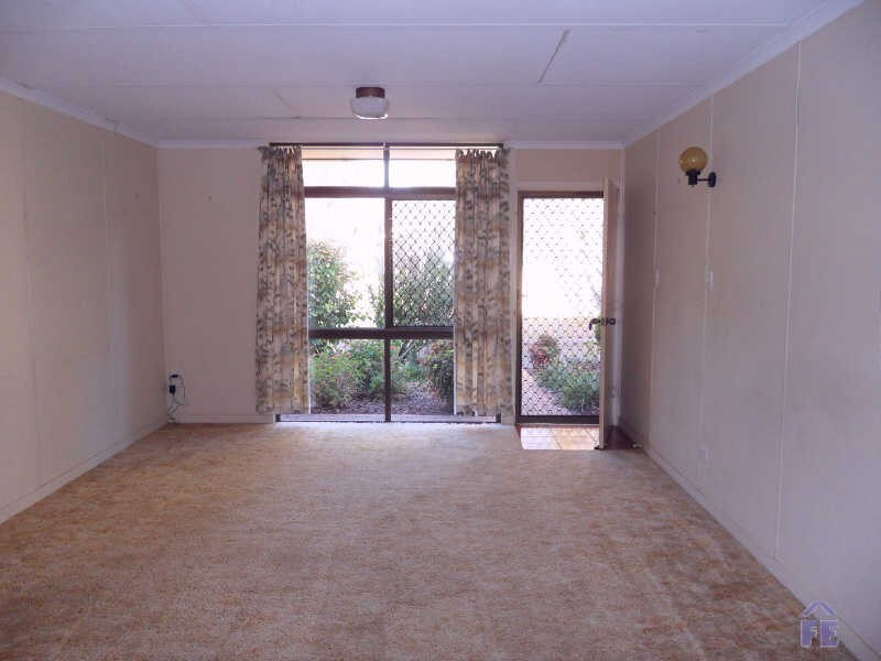 2/30 Knight Street, Kingaroy QLD 4610