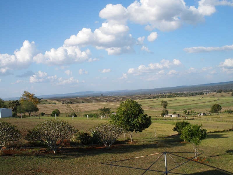 10 Meek Street, Tingoora QLD 4608