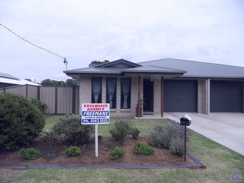 2/15 Hodge Street, Kingaroy QLD 4610