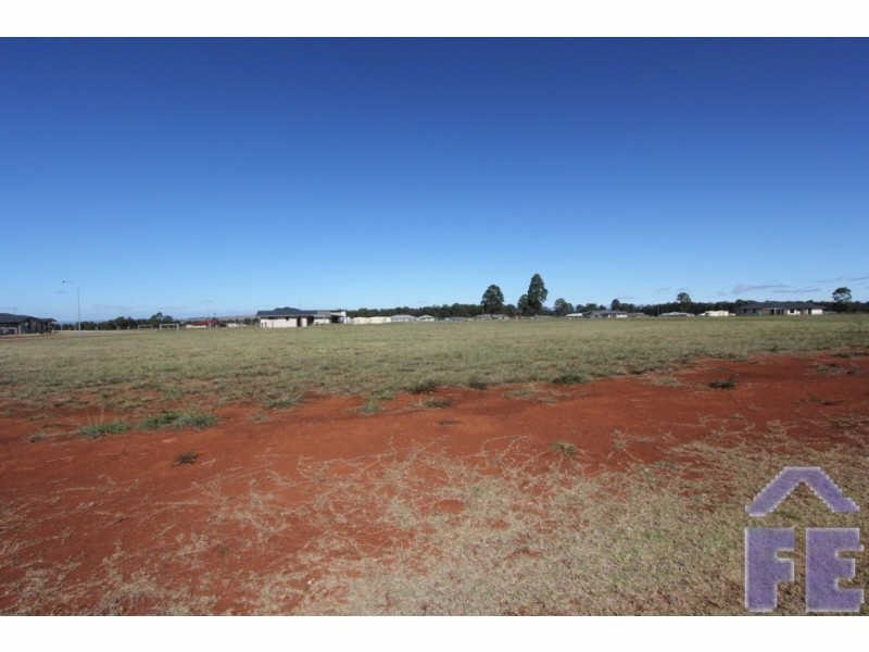 53-55 Rosella Parade, Kingaroy QLD 4610