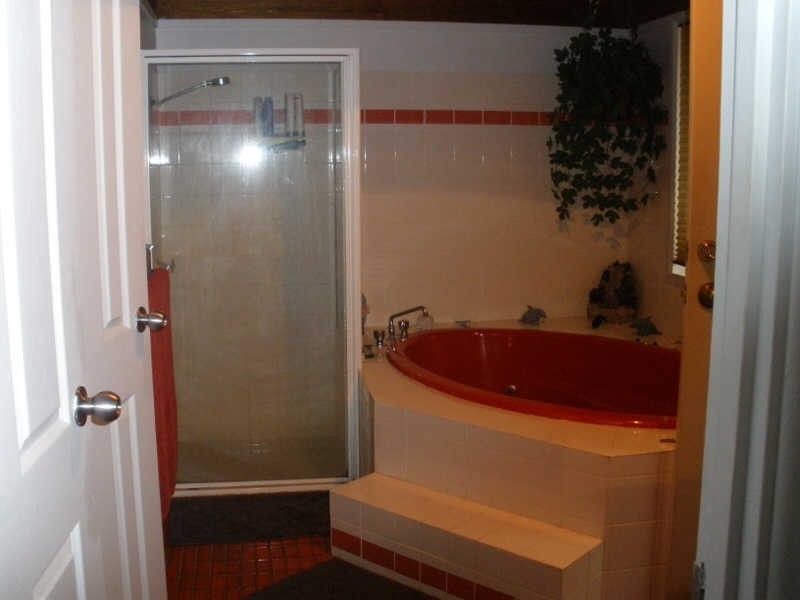 64 Wilson Road, Hivesville QLD 4612