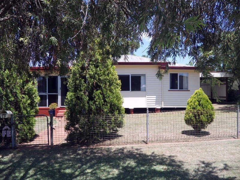 29 Arthur Street, Kingaroy QLD 4610