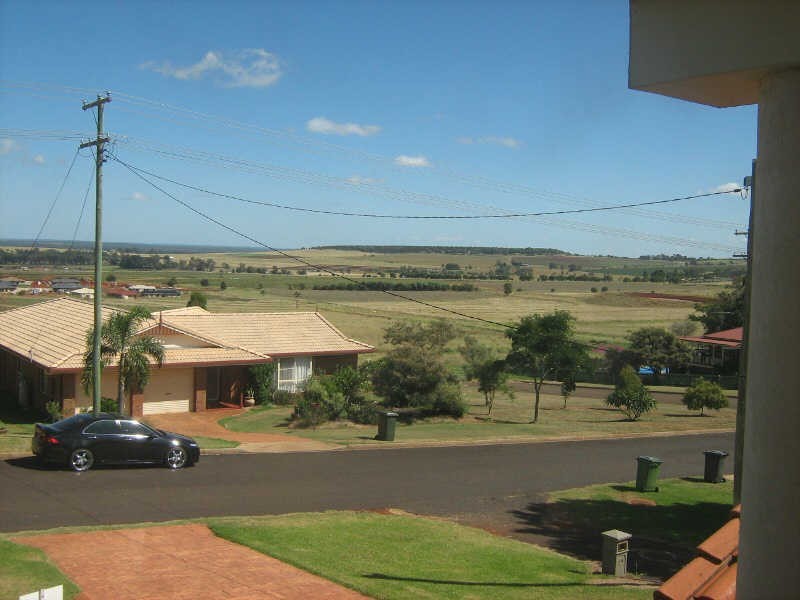 71 Moore Street, Kingaroy QLD 4610