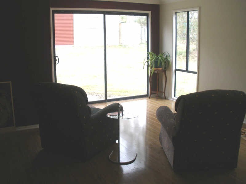 19 OCallaghan Street, Nanango QLD 4615