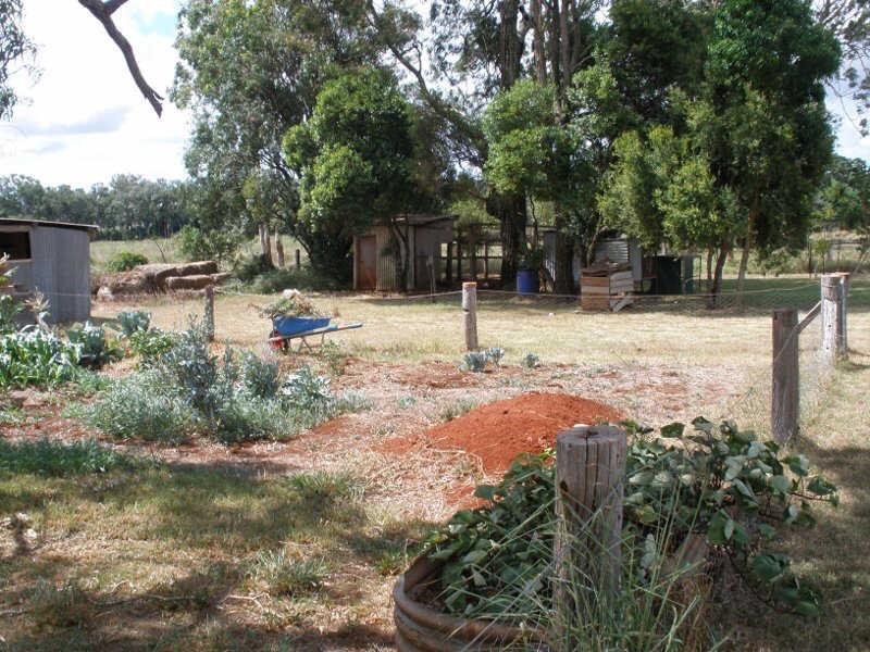 161 Wellers Road, Wooroolin QLD 4608