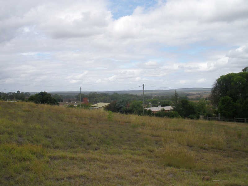 26 Dangore Street, Tingoora QLD 4608