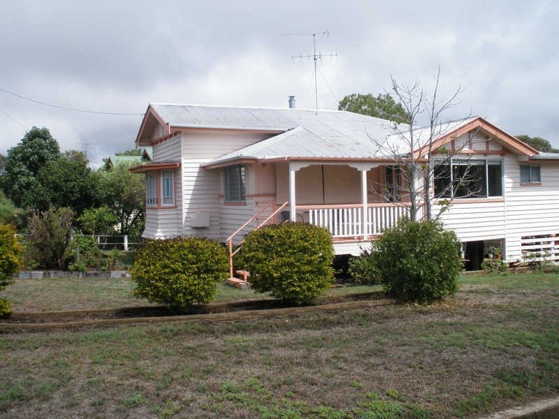 9 Wondai Road, Proston QLD 4613