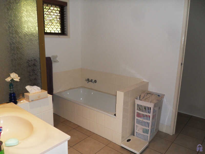 4 Kearney Street, Kingaroy QLD 4610