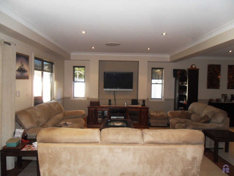 13 Reservoir Street, Kingaroy QLD 4610