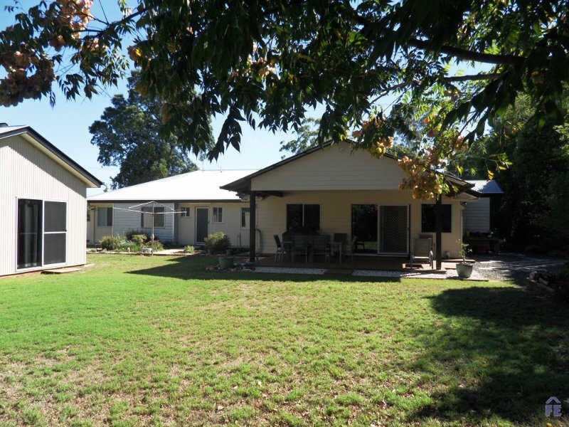 13 Reservoir Street, Kingaroy QLD 4610