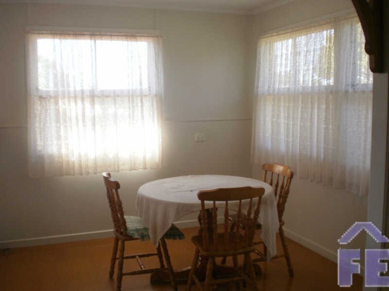 27 Redmans Road, Kingaroy QLD 4610