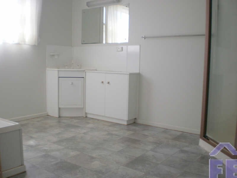 27 Redmans Road, Kingaroy QLD 4610