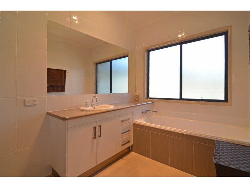 99 Booie Road, Booie QLD 4610