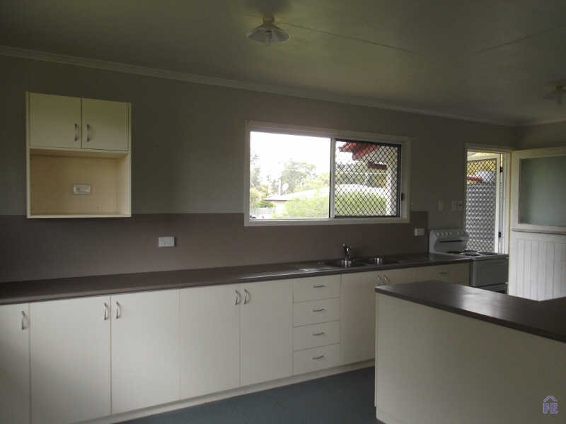 4 Baron Street, Kingaroy QLD 4610