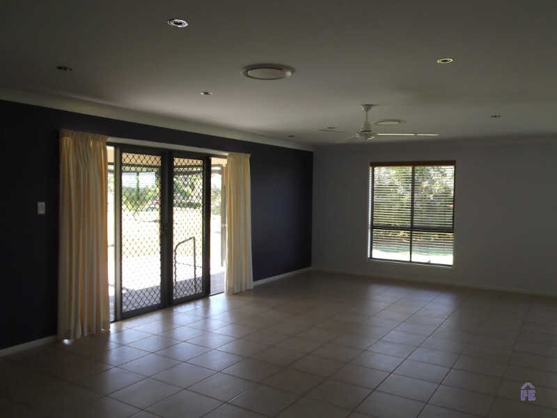 16 Sonaree Drive, Kingaroy QLD 4610