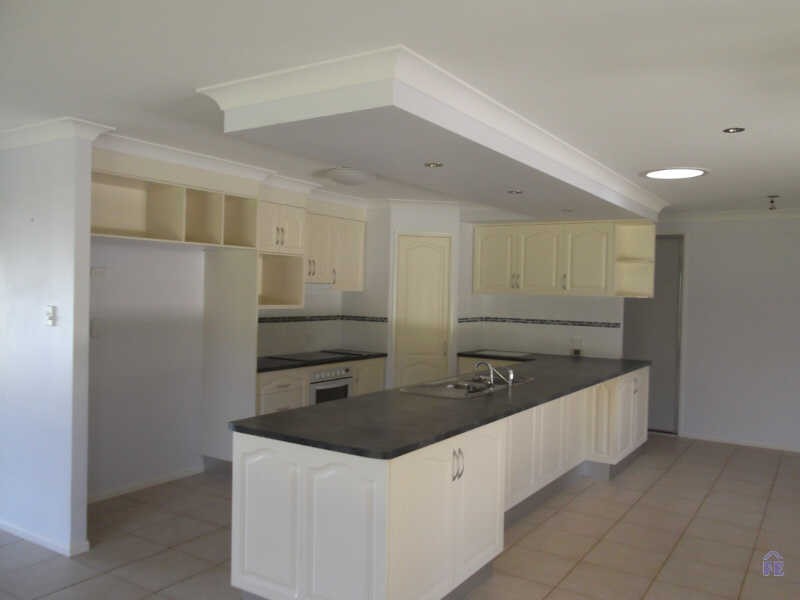 16 Sonaree Drive, Kingaroy QLD 4610