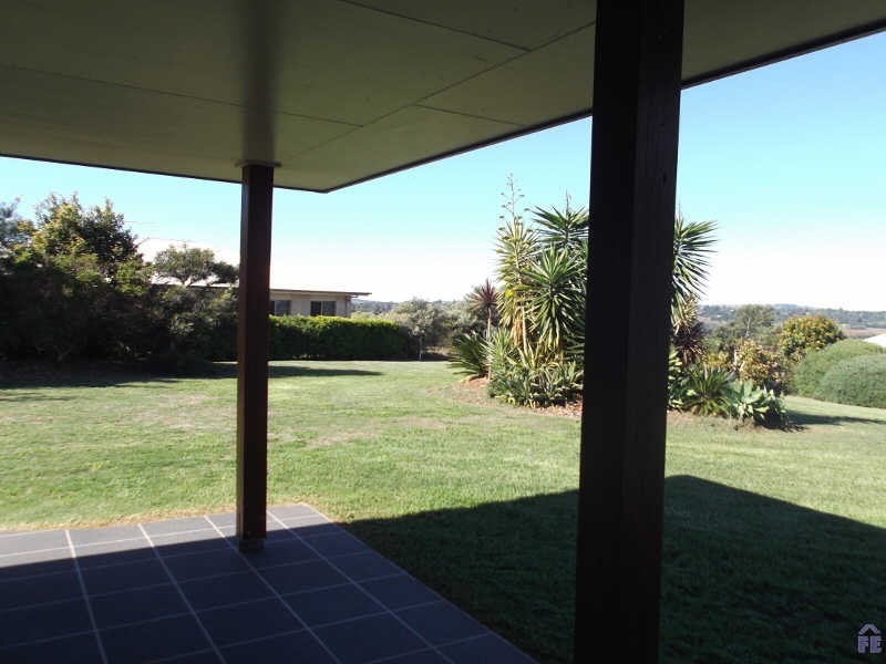 16 Sonaree Drive, Kingaroy QLD 4610