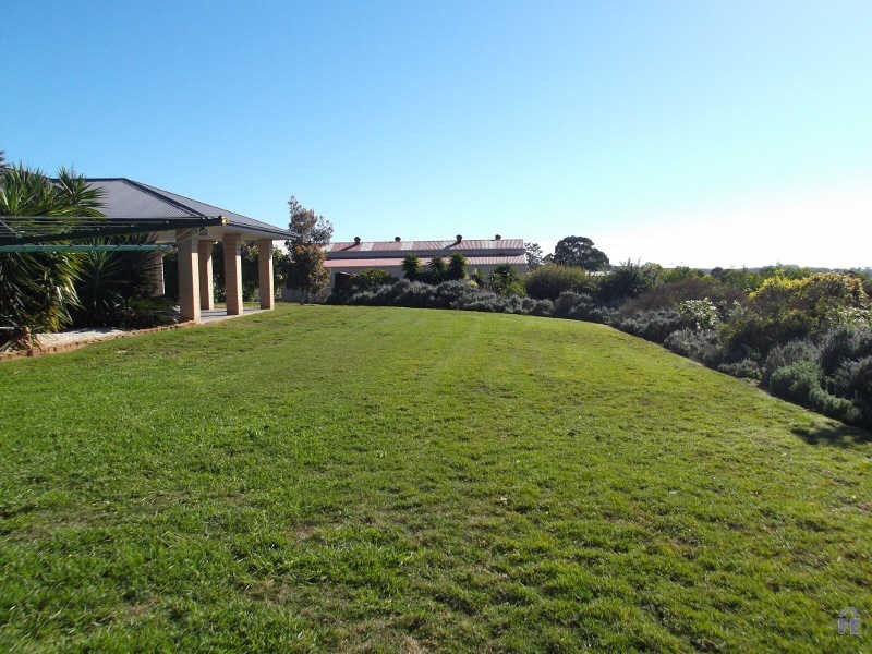 8 Gatto Street, Booie QLD 4610