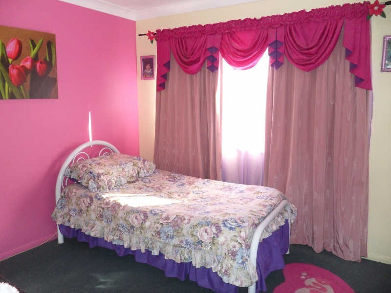 27 Adermann Drive, Kingaroy QLD 4610