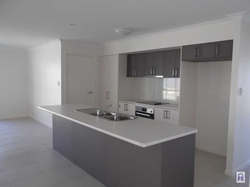 49 Darryl Crescent, Kingaroy QLD 4610