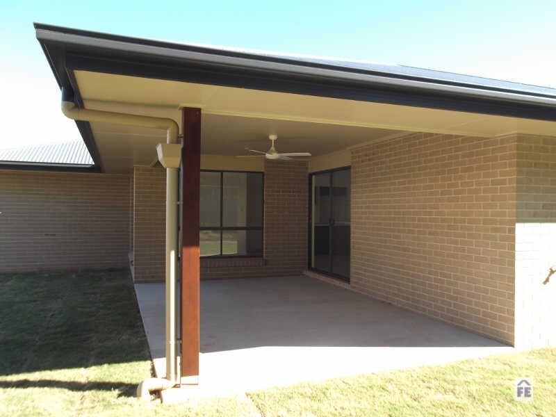 49 Darryl Crescent, Kingaroy QLD 4610
