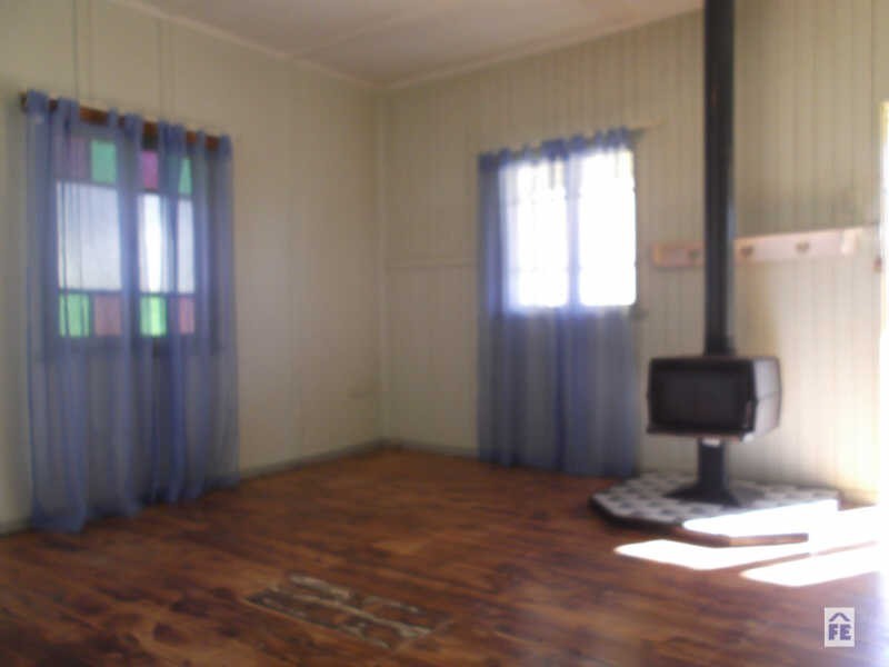 7 Agnes Street, Kingaroy QLD 4610