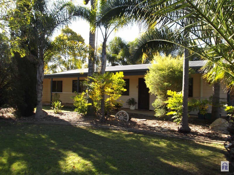 2 Roberta Street, Kingaroy QLD 4610