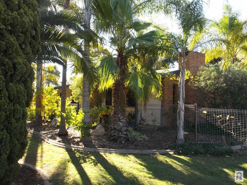 2 Roberta Street, Kingaroy QLD 4610