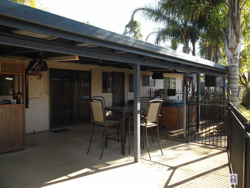 2 Roberta Street, Kingaroy QLD 4610