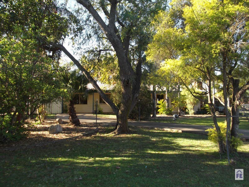 2 Roberta Street, Kingaroy QLD 4610