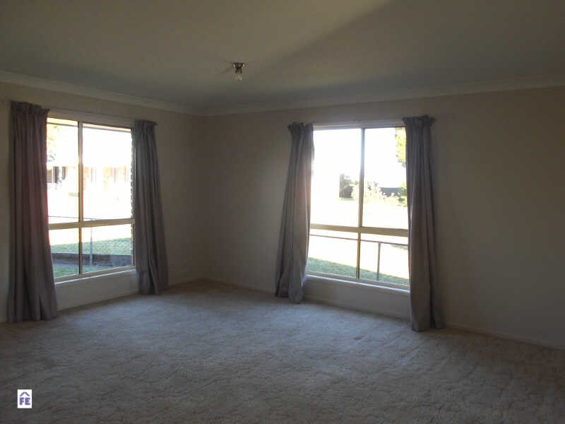 5 Nevin Court, Kingaroy QLD 4610