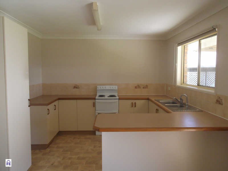 5 Nevin Court, Kingaroy QLD 4610