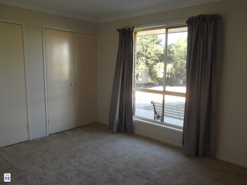 5 Nevin Court, Kingaroy QLD 4610