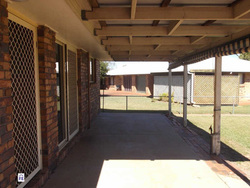 5 Nevin Court, Kingaroy QLD 4610
