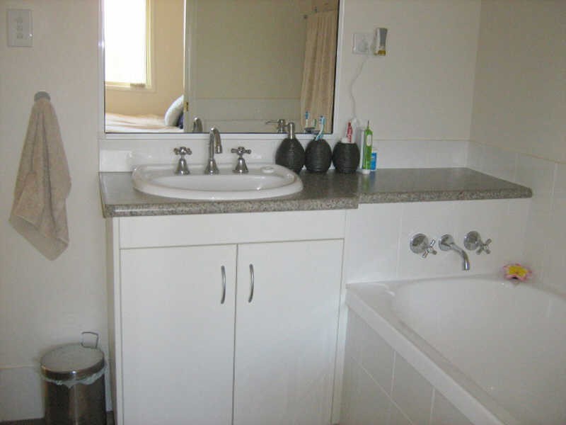 Unit 6 15 Tessmanns Road, Kingaroy QLD 4610