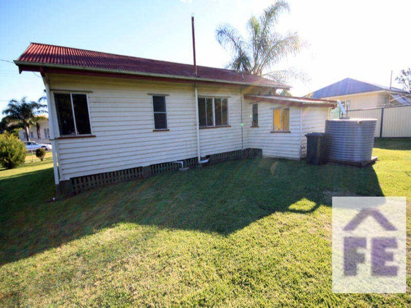 38 Albert Street, Kingaroy QLD 4610
