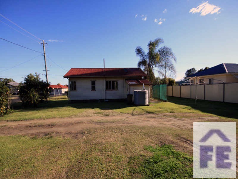 38 Albert Street, Kingaroy QLD 4610
