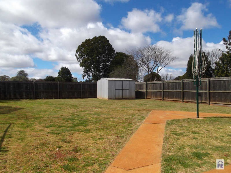 66 Walter Road, Kingaroy QLD 4610