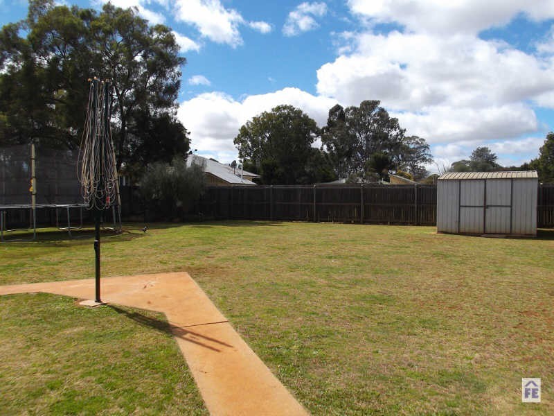66 Walter Road, Kingaroy QLD 4610