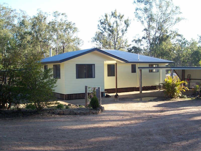 33 Farr Court, Wattle Camp QLD 4615