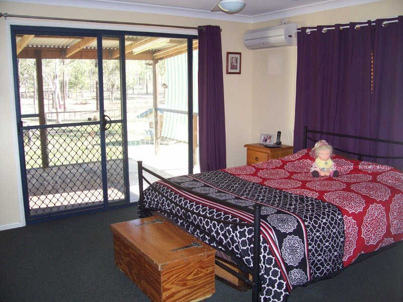 33 Farr Court, Wattle Camp QLD 4615