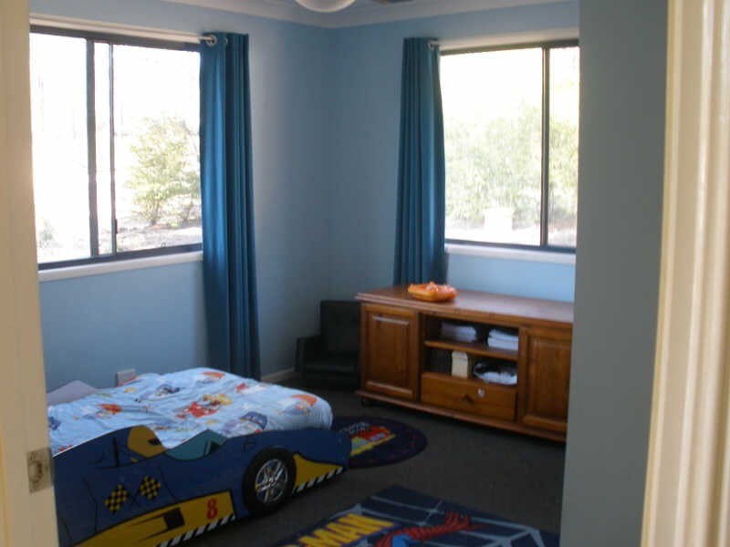 33 Farr Court, Wattle Camp QLD 4615