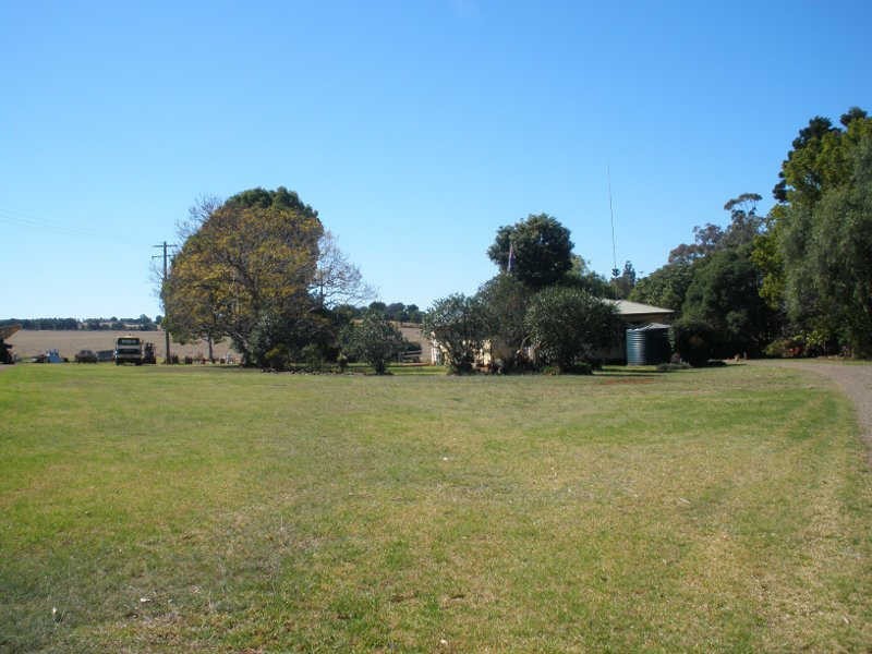 12318 Bunya Highway, Memerambi QLD 4610